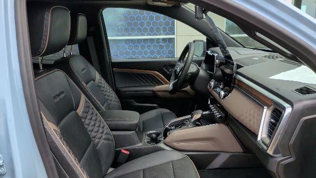 2025 GMC Canyon Denali