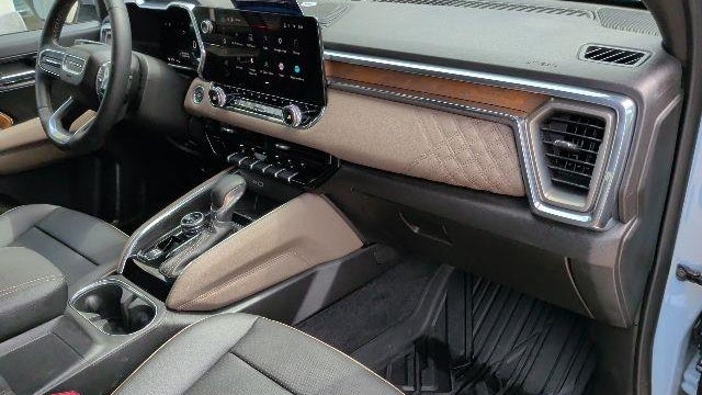 2025 GMC Canyon Denali