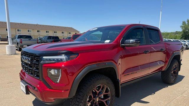 2025 GMC Canyon Denali