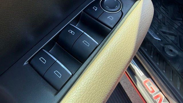 2025 GMC Canyon Denali