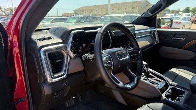 2025 GMC Canyon Denali