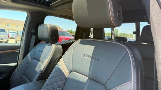 2025 GMC Canyon Denali