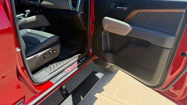 2025 GMC Canyon Denali