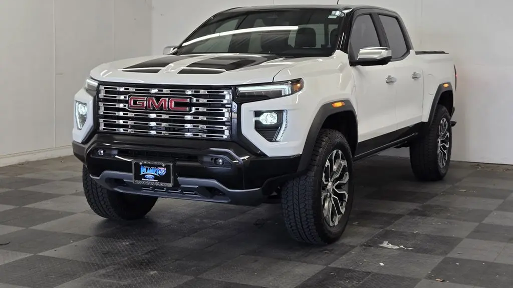 2026 GMC Canyon Denali