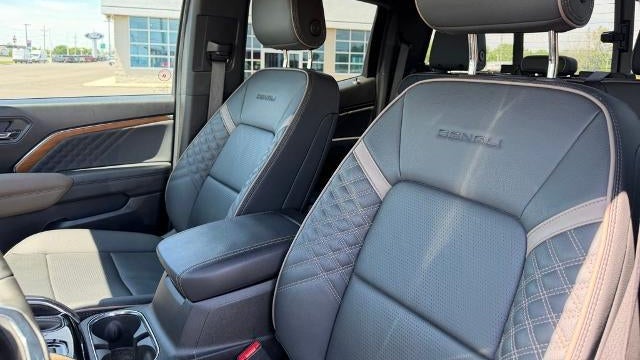2025 GMC Canyon Denali
