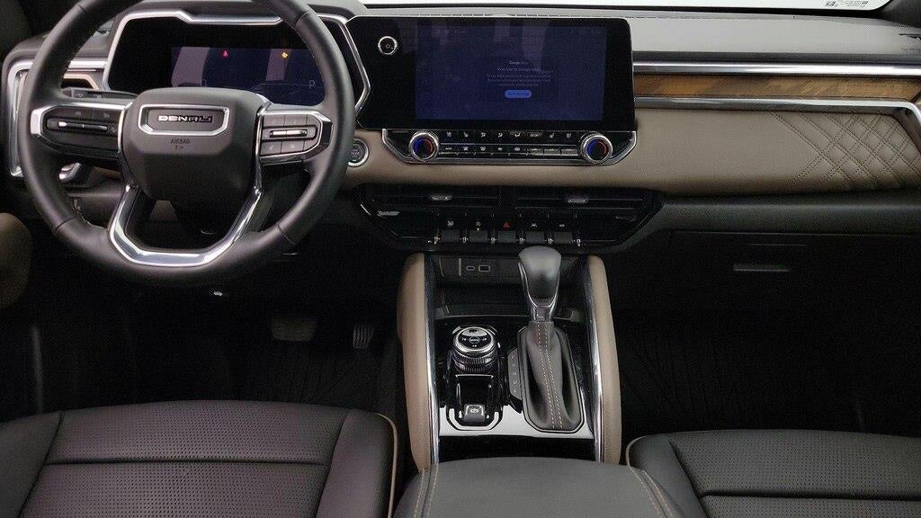 2025 GMC Canyon Denali