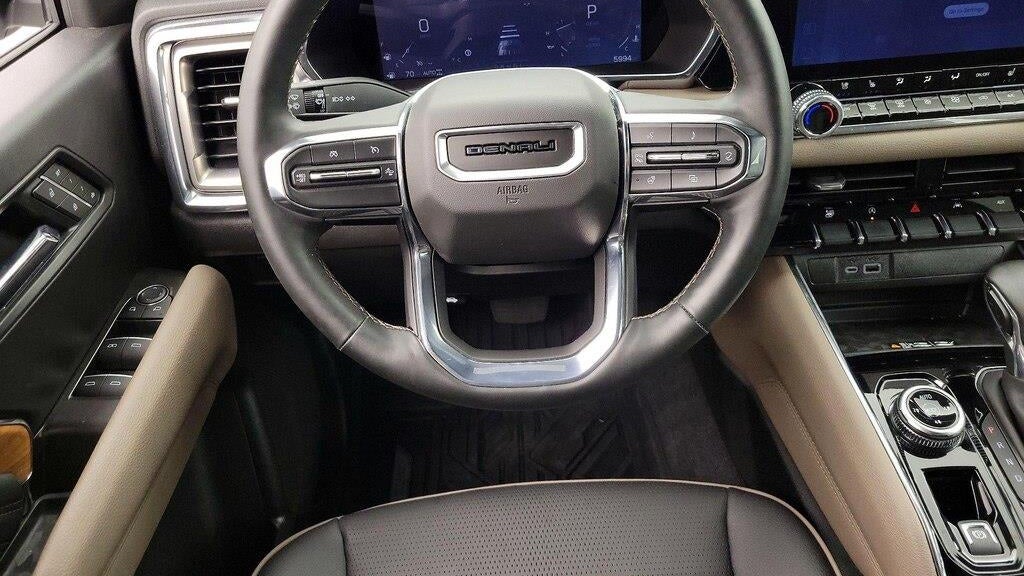 2025 GMC Canyon Denali