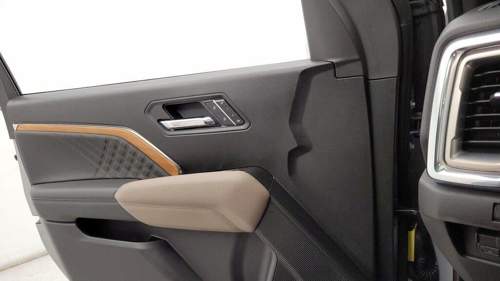 2025 GMC Canyon Denali