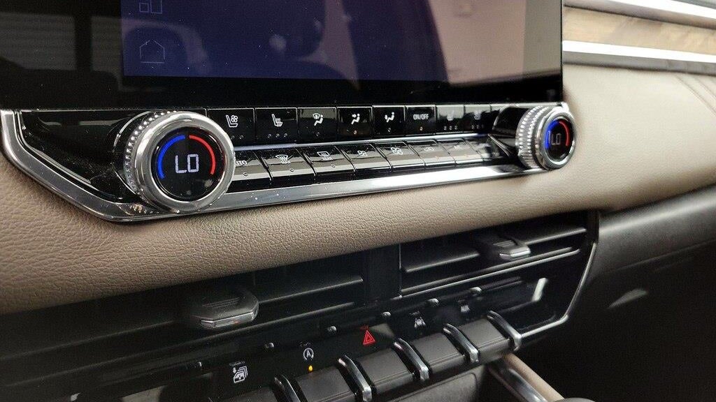 2025 GMC Canyon Denali