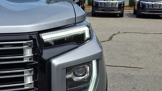 2025 GMC Canyon Denali