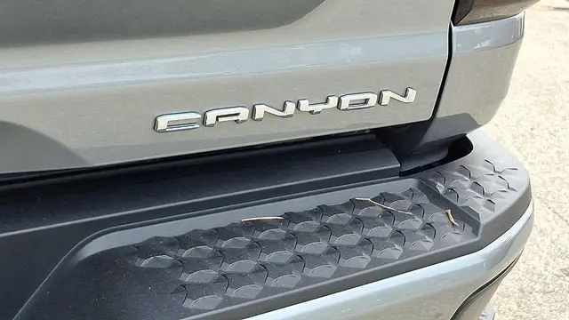 2025 GMC Canyon Denali