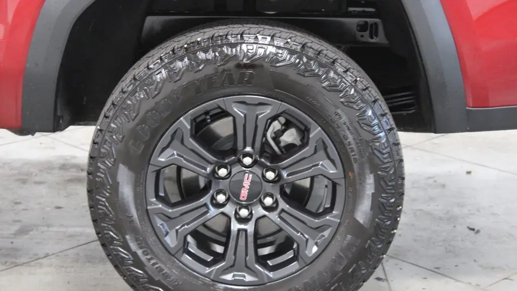 2024 GMC Canyon Elevation