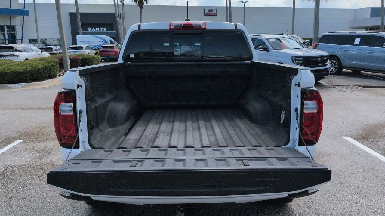 2023 GMC Canyon Elevation