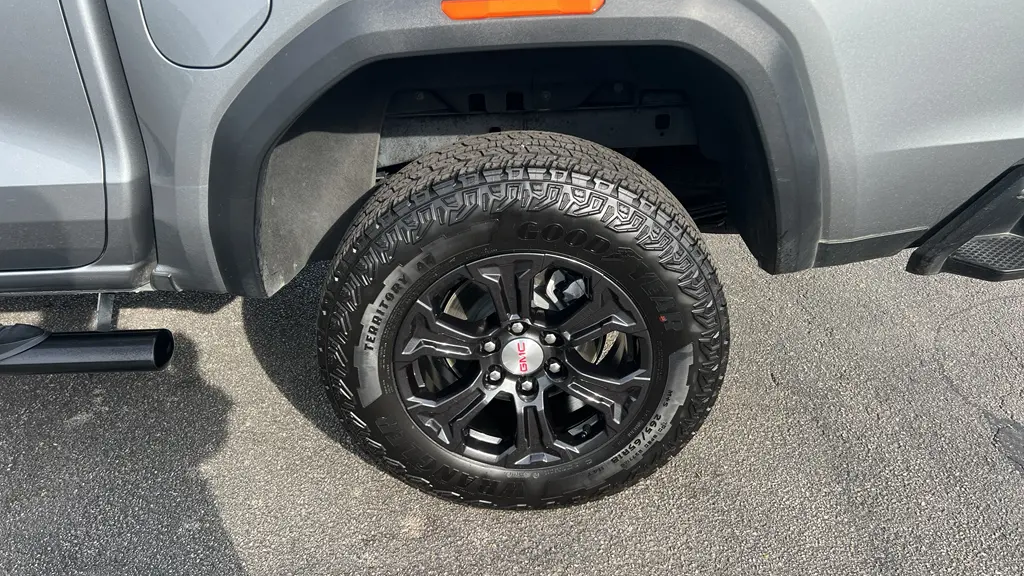 2024 GMC Canyon Elevation