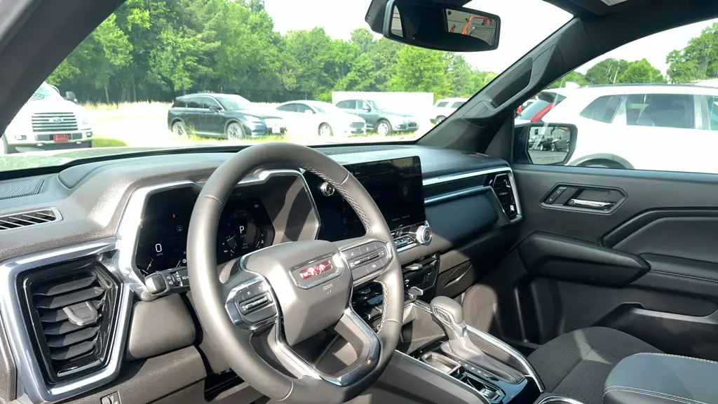 2024 GMC Canyon Elevation