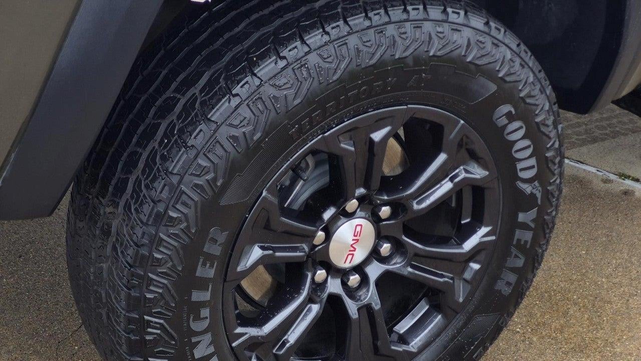 2024 GMC Canyon Elevation