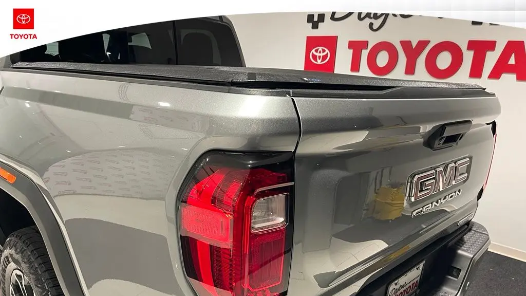 2023 GMC Canyon Elevation