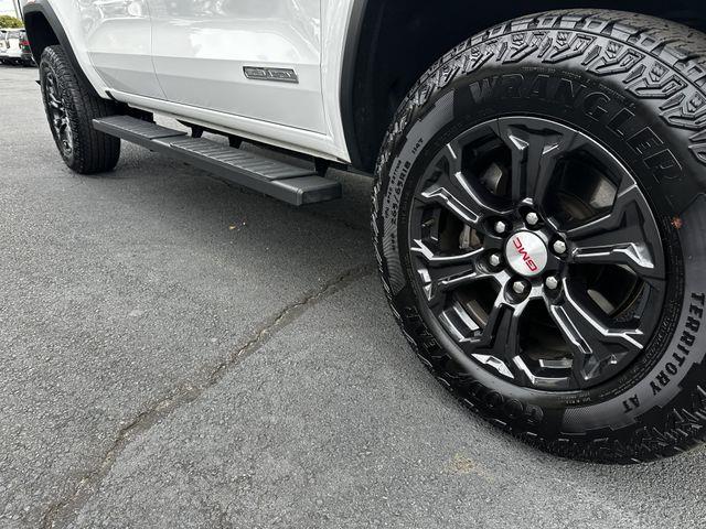 2023 GMC Canyon - $33,700