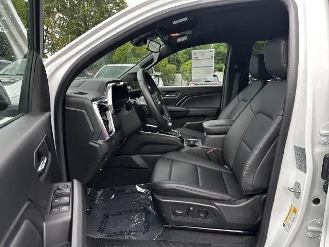 2023 GMC Canyon - $33,700