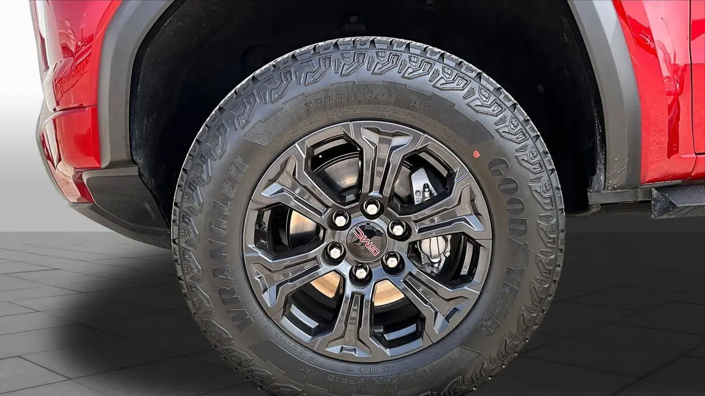 2024 GMC Canyon Elevation