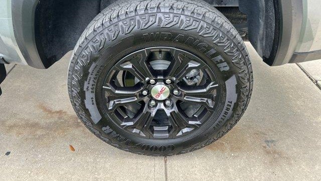 2024 GMC Canyon Elevation