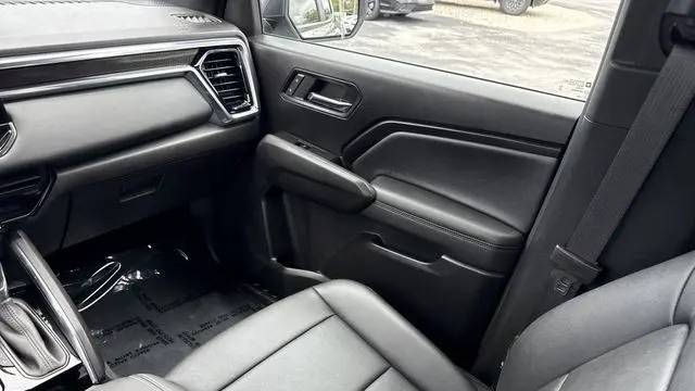 2023 GMC Canyon Elevation