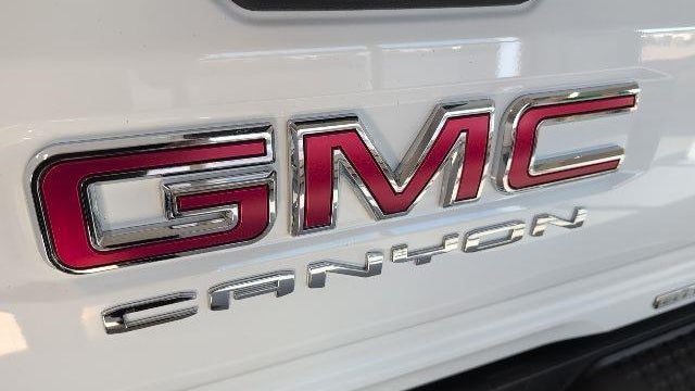 2023 GMC Canyon Elevation