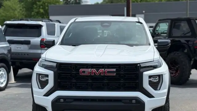 2024 GMC Canyon Elevation