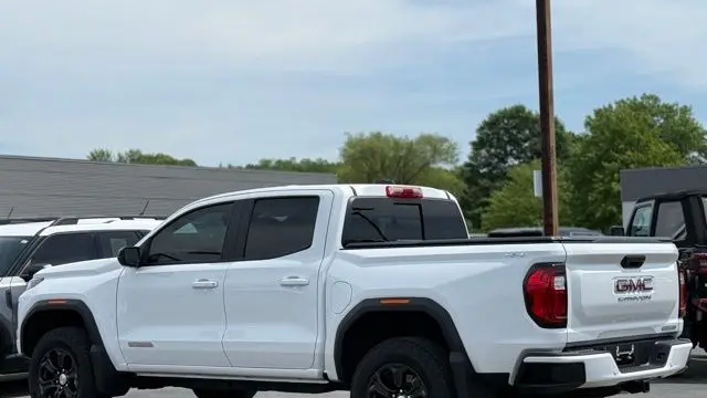 2024 GMC Canyon Elevation