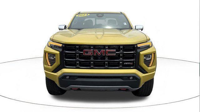 2024 GMC Canyon AT4