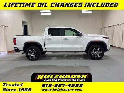 2024 GMC Canyon 4X4 AT4 4DR Crew Cab 5 FT. SB