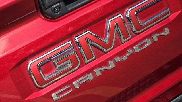 2024 GMC Canyon AT4