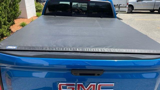 2023 GMC Canyon AT4