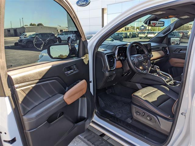 2023 GMC Canyon - $39,876
