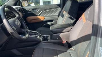 2023 GMC Canyon AT4