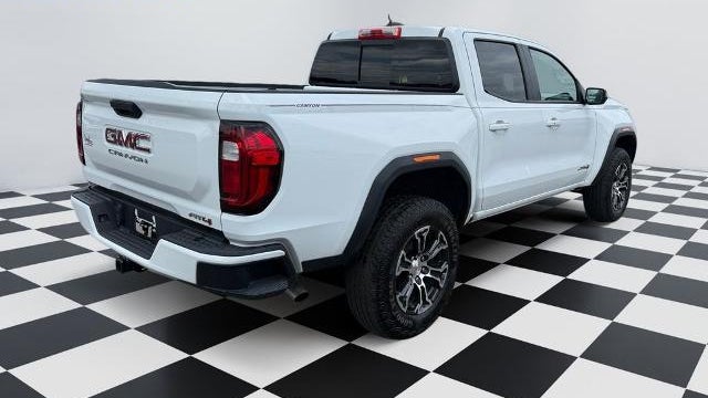 2024 GMC Canyon AT4