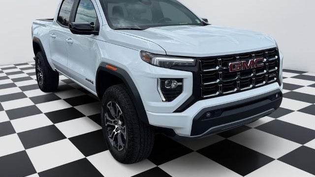 2024 GMC Canyon AT4