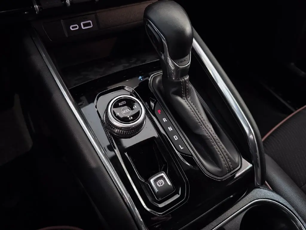 2024 GMC Canyon - $42,987