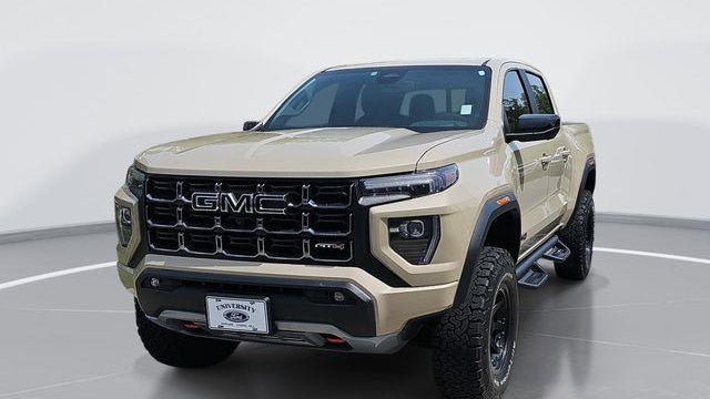 2023 GMC Canyon AT4