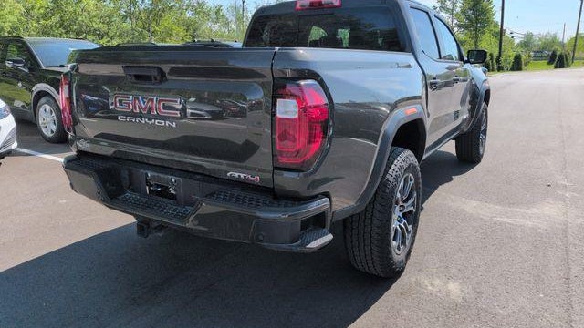 2023 GMC Canyon AT4