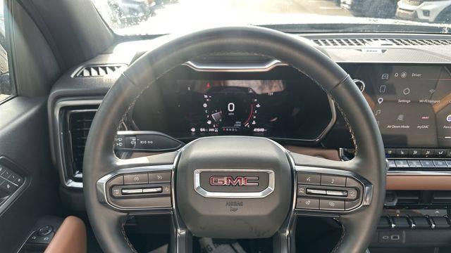 2023 GMC Canyon AT4