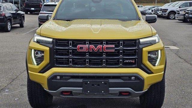 2023 GMC Canyon AT4