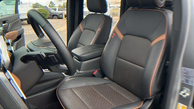 2023 GMC Canyon AT4