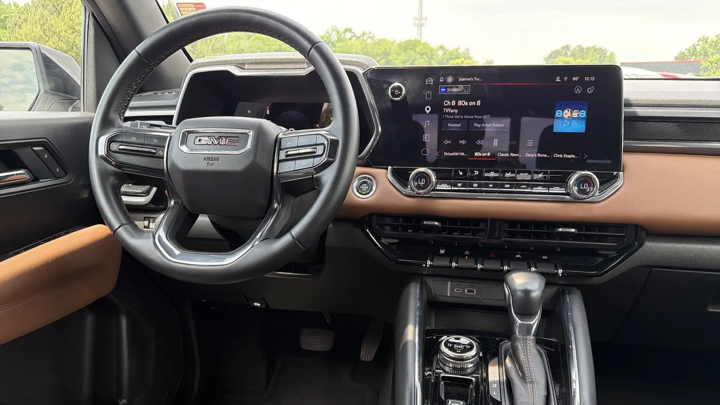 2023 GMC Canyon AT4