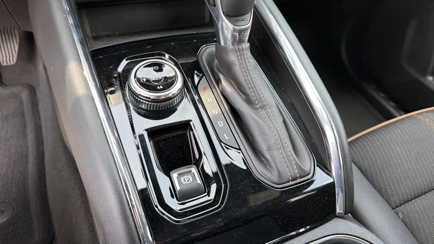 2023 GMC Canyon AT4