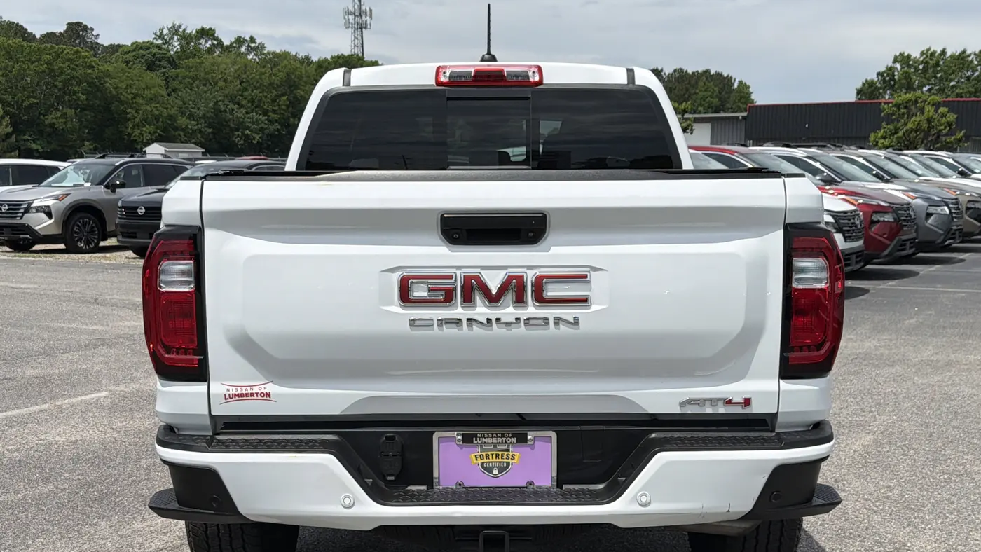 2023 GMC Canyon AT4