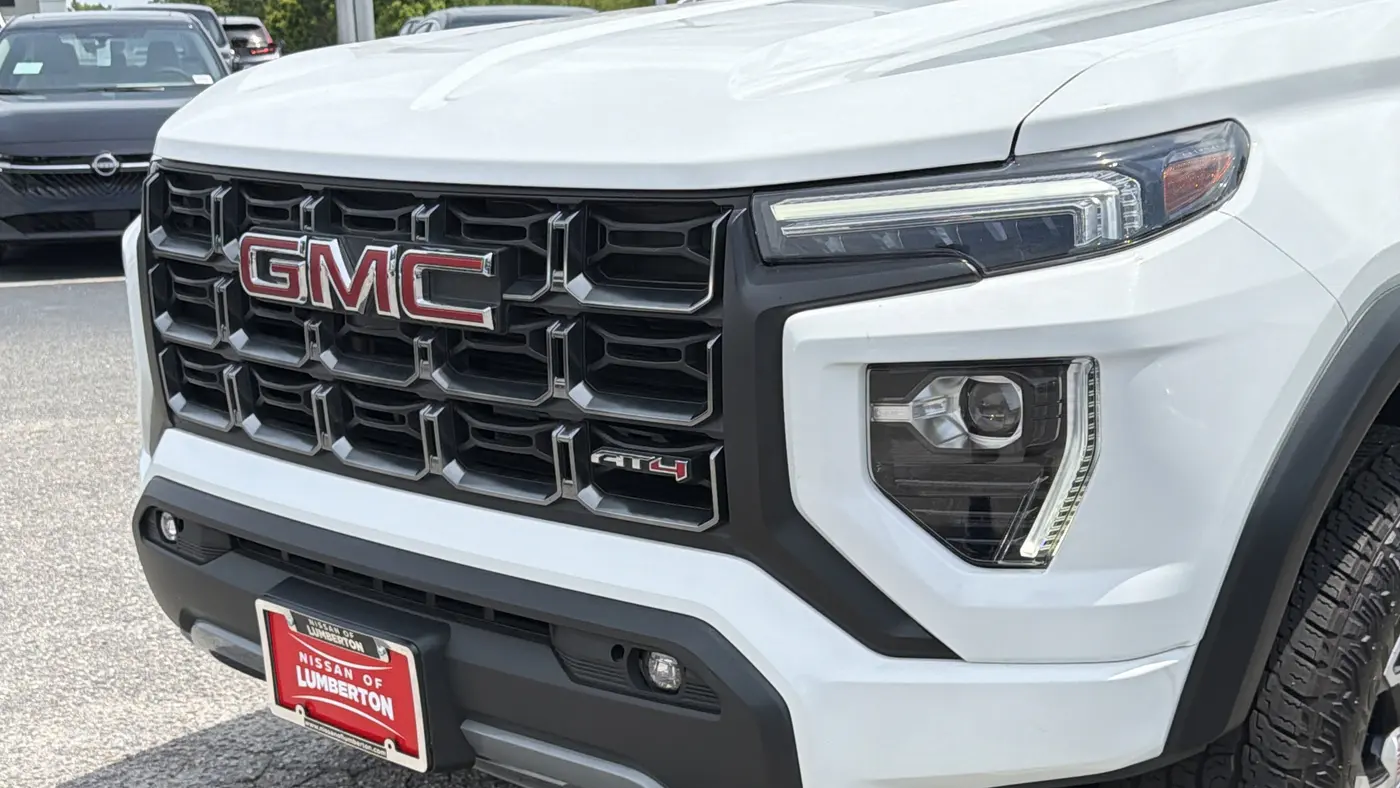 2023 GMC Canyon AT4