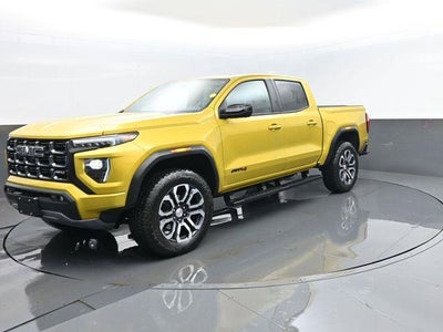 2023 GMC Canyon 4X4 AT4 4DR Crew Cab 5 FT. SB