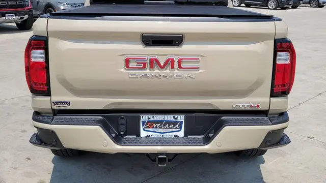 2024 GMC Canyon AT4