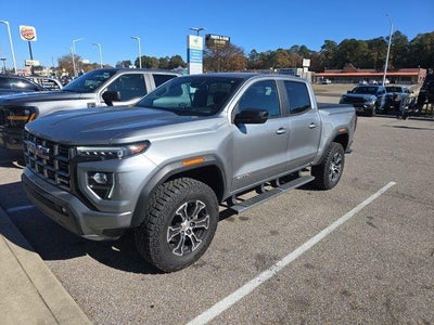 2024 GMC Canyon 4X4 AT4 4DR Crew Cab 5 FT. SB